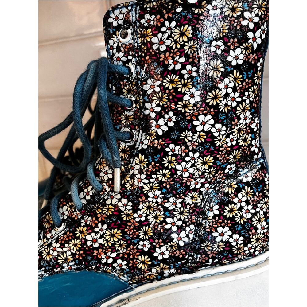 Unique Upcycled Combat Platform Heel Boot Size 7.5 Custom Foil Floral Two Tone - Picture 2 of 12